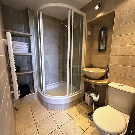 בית נופש Beautifully Restored 400-year Old House With Stunning Sea Views From The Terrace דוברובניק