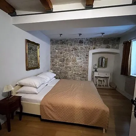 Beautifully Restored 400-year Old House With Stunning Sea Views From The Terrace * Dubrownik