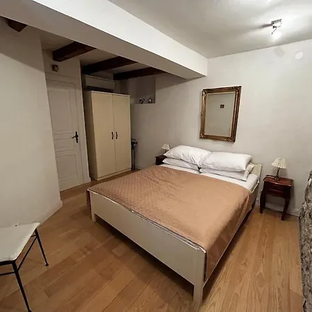 Beautifully Restored 400-year Old House With Stunning Sea Views From The Terrace 度假居 *
