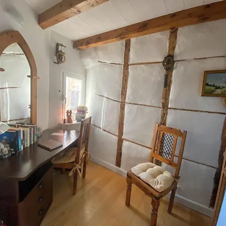 Beautifully Restored 400-year Old House With Stunning Sea Views From The Terrace Feriehus
